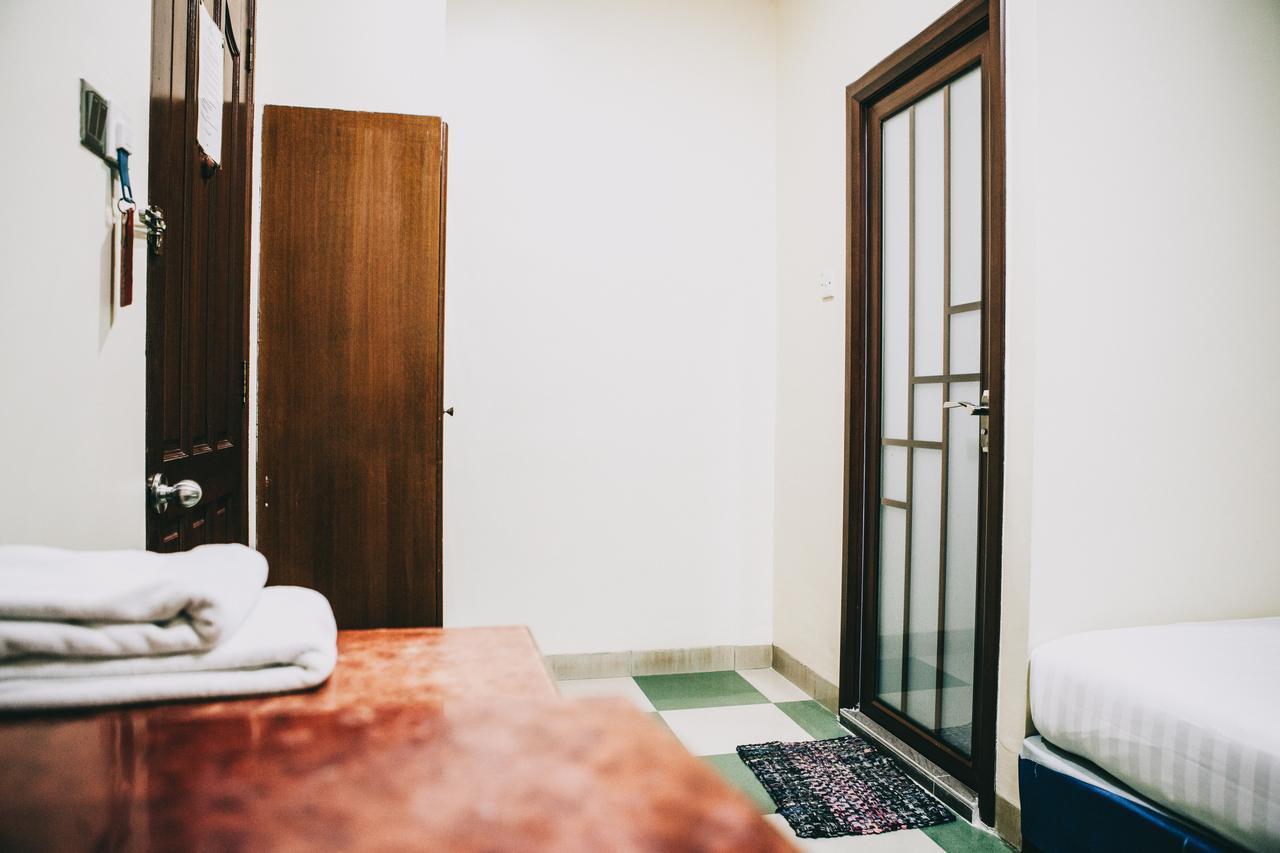 Hotel Gloris Batam Exterior photo